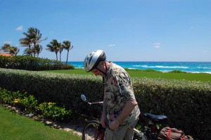 Bob pauses at first sight of ocean in Palm Beach