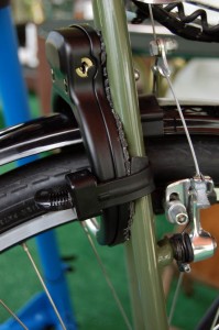 Arbus ring lock installed incorrectly on Surly LHT