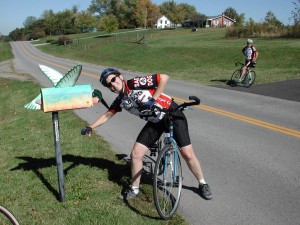 Deeds Bonham and Hummingbird in Pocahontas on Tour of Missouri route