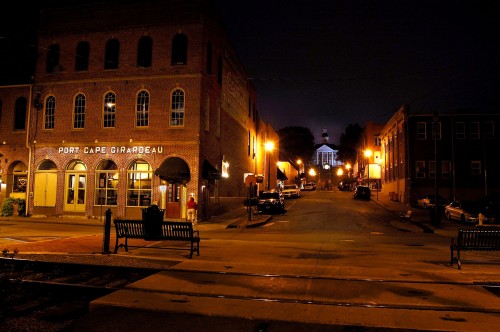 Port Cape Girardeau with Common Pleas Courthouse in background